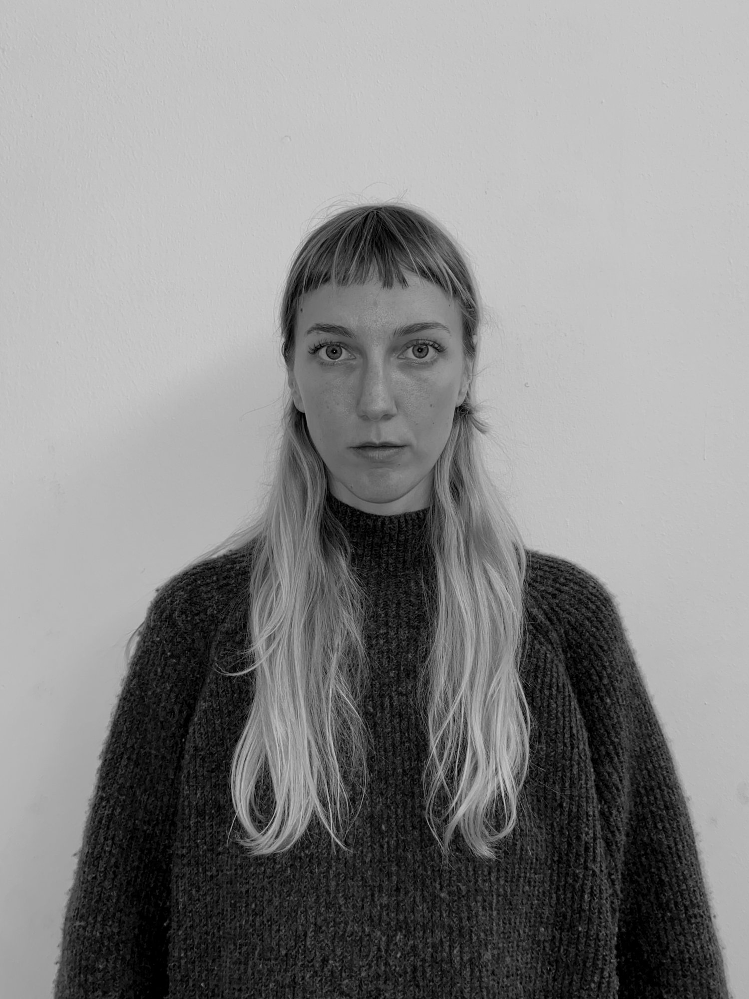 Portrait of Sune, the photographer and writer behind Aftersune